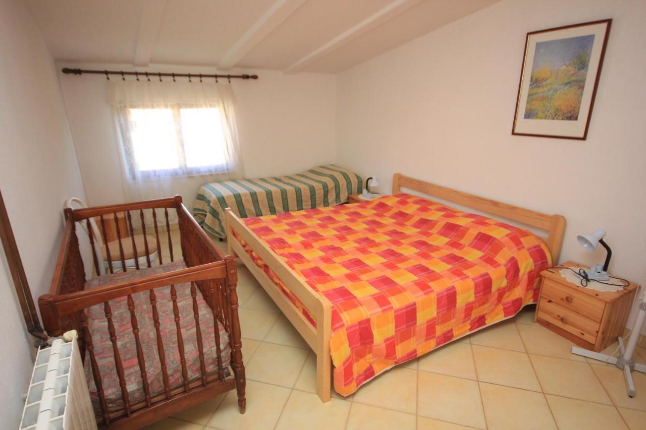 Family Friendly With A Swimming Pool - 3394 Apartament Rovinj