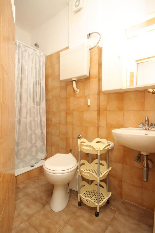 Family Friendly With A Swimming Pool - 3394 Apartament *