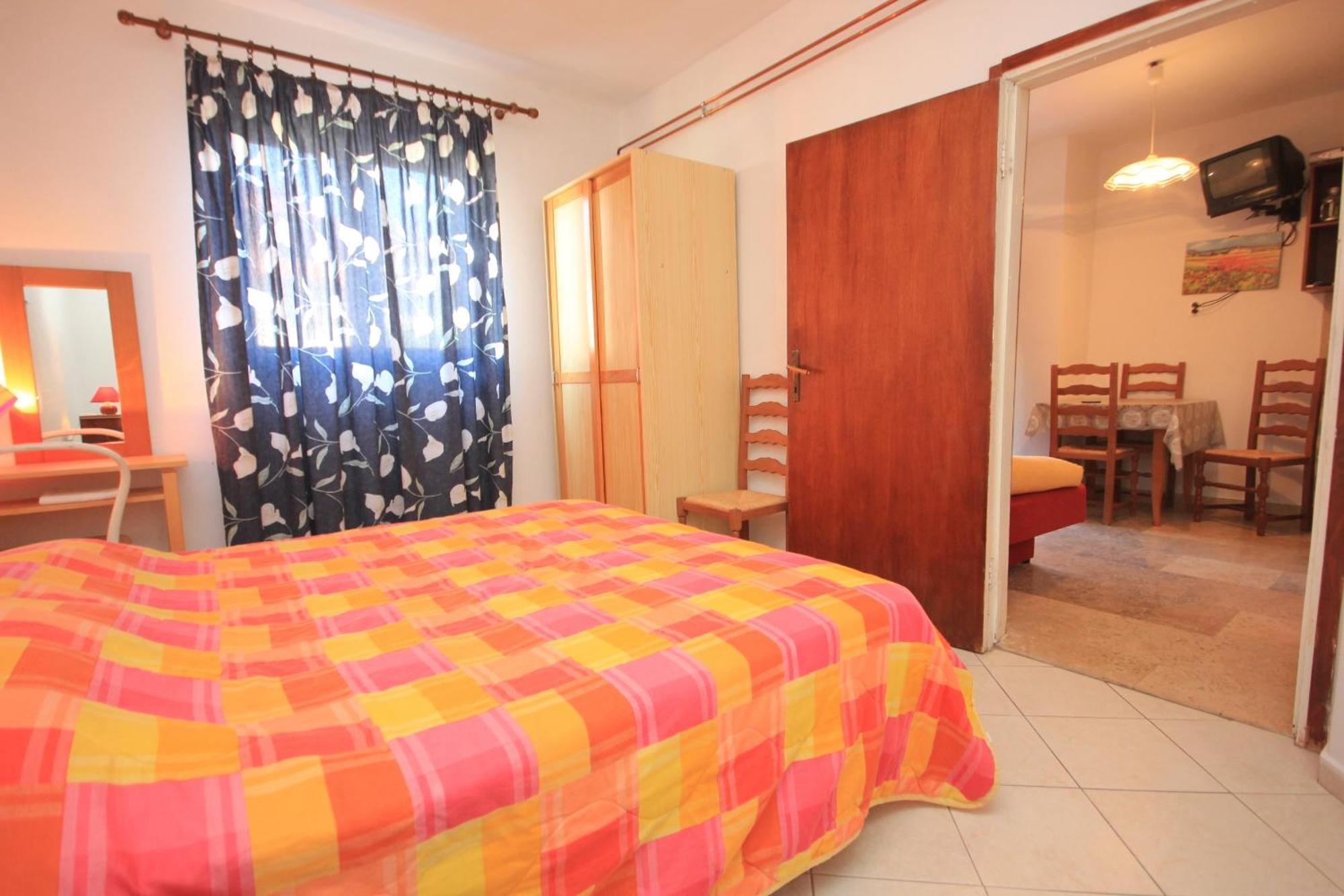 Family Friendly With A Swimming Pool - 3394 Apartament Rovinj